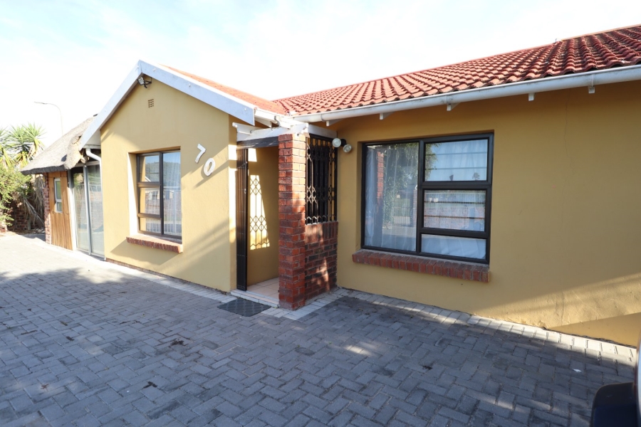 3 Bedroom Property for Sale in Greenshields Park Eastern Cape